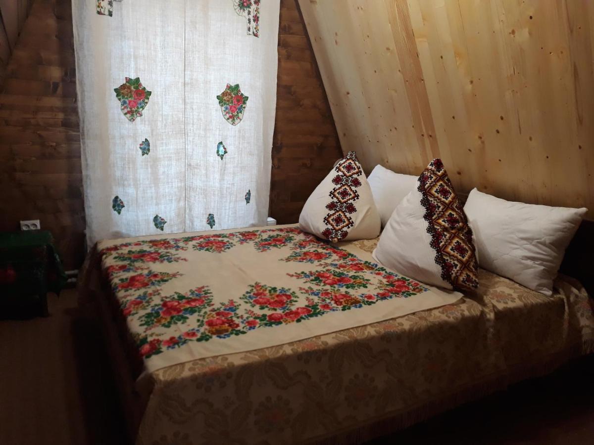 Oak House Apartment Palyanytsya Bagian luar foto