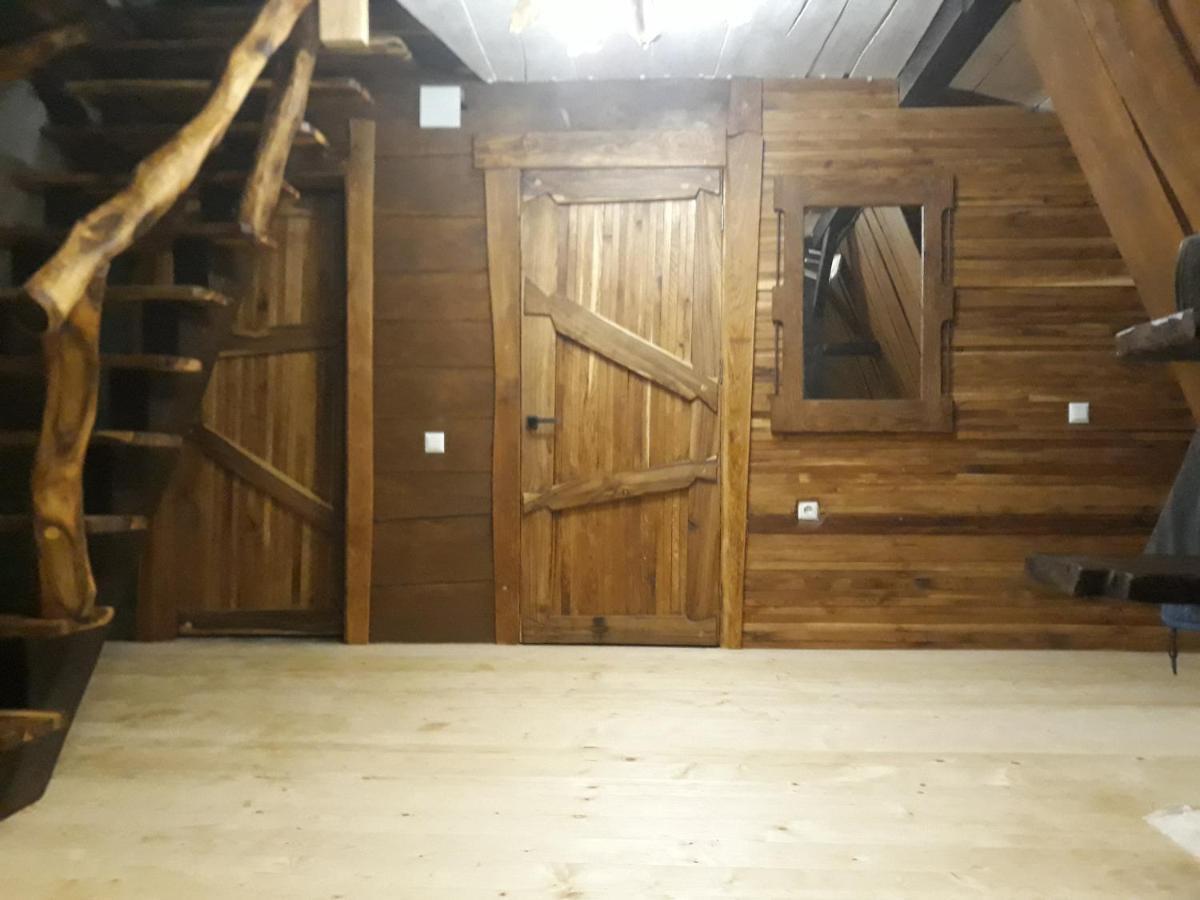 Oak House Apartment Palyanytsya Bagian luar foto