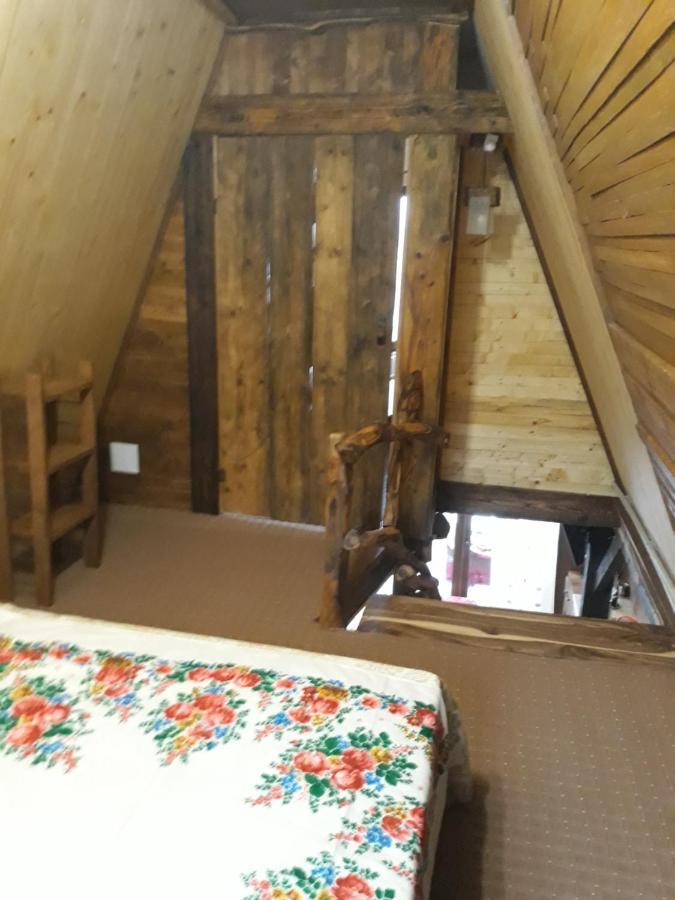 Oak House Apartment Palyanytsya Bagian luar foto